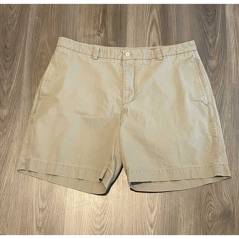 Vineyard Vines Dock Shorts Khaki Flat Front Chino Men's size 38 Casual Golf